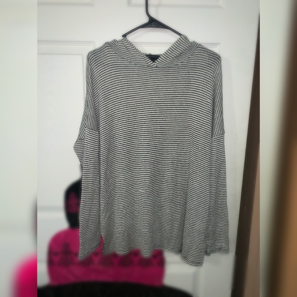 Long sleeve sweater
